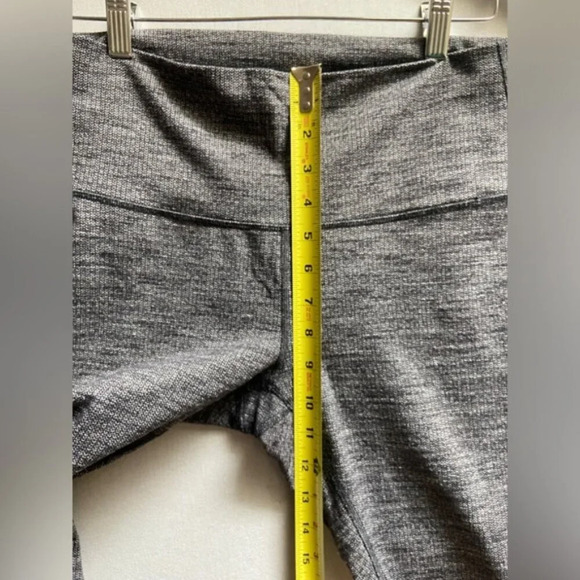 Lululemon Athletica heather black yoga leggings Sz 8 - Picture 9 of 10